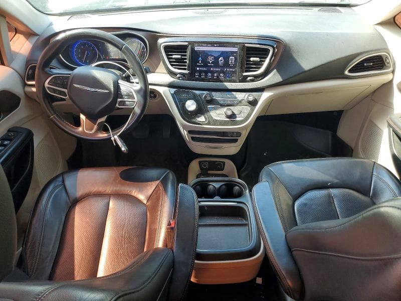 2018 CHRYSLER PACIFICA TOURING L 8