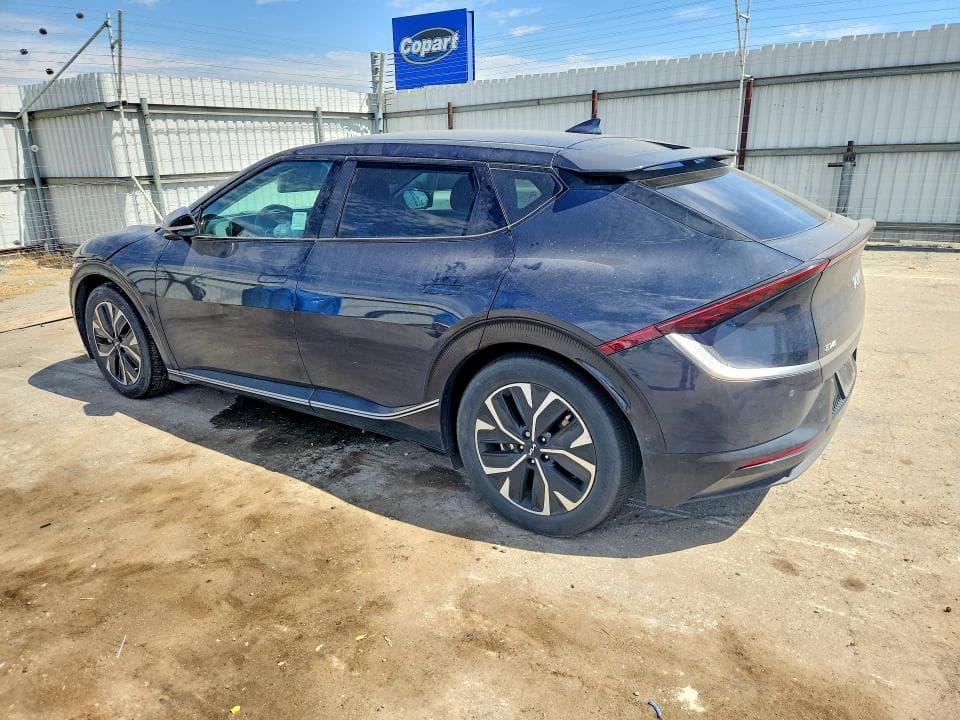 2022 KIA EV6 WIND 2
