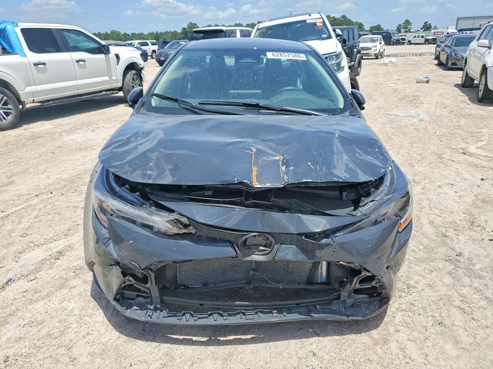 2026 TOYOTA COROLLA LE 5