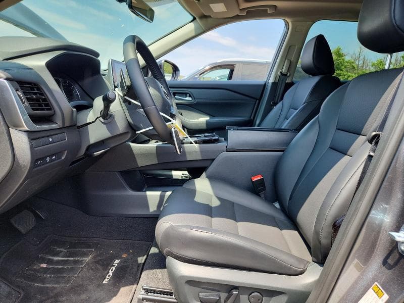 2026 NISSAN ROGUE DARK ARMOR 7