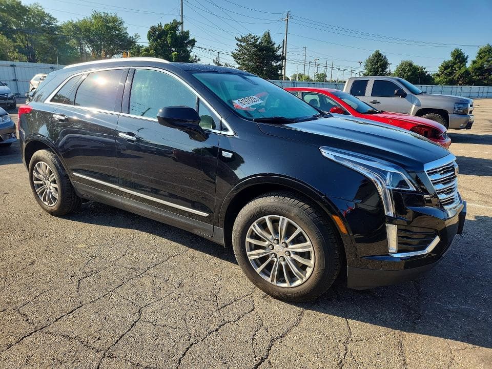 2017 CADILLAC XT5 LUXURY 4