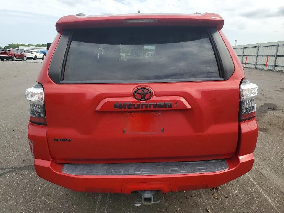 2021 TOYOTA 4RUNNER SR5 6