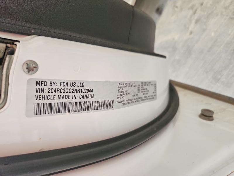 2022 CHRYSLER PACIFICA LIMITED 13