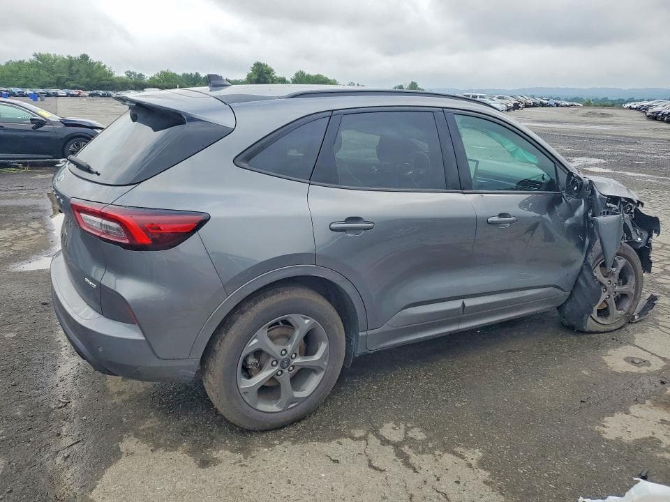 2023 FORD ESCAPE ST LINE 3