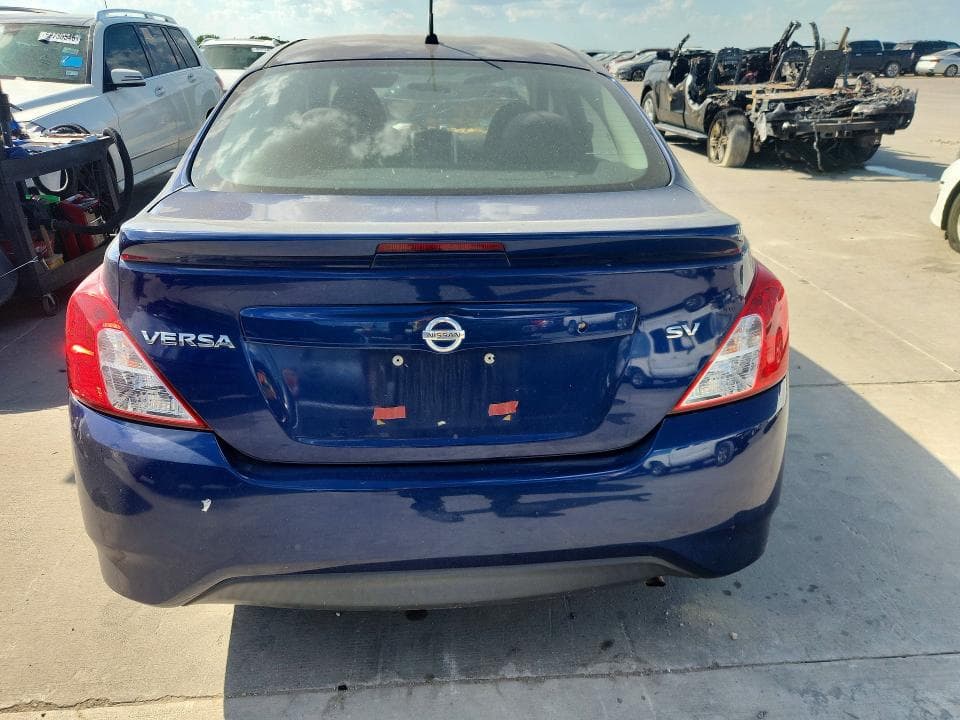 2018 NISSAN VERSA SV 6