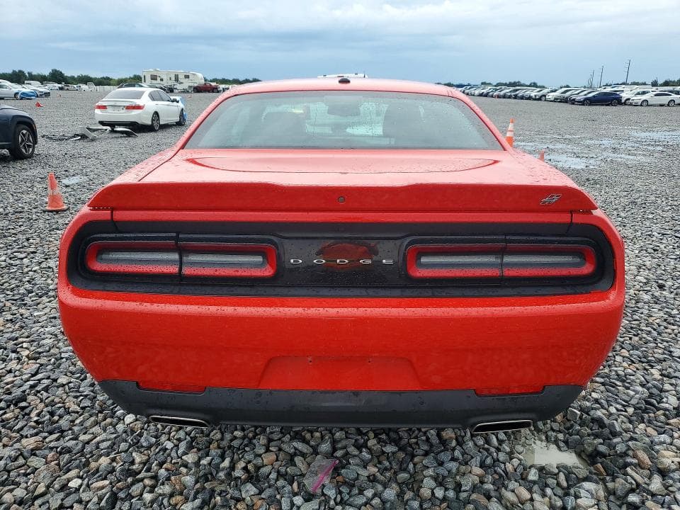 2022 DODGE CHALLENGER SXT 6