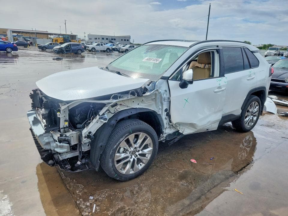 2024 TOYOTA RAV4 XLE PREMIUM - 1