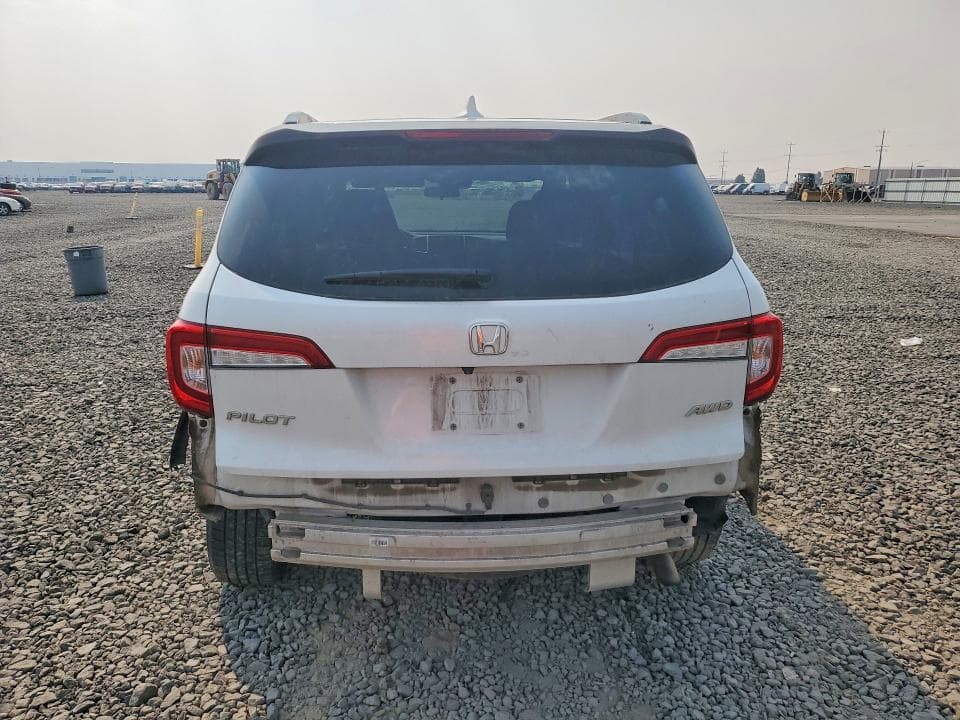 2021 HONDA PILOT LX 6