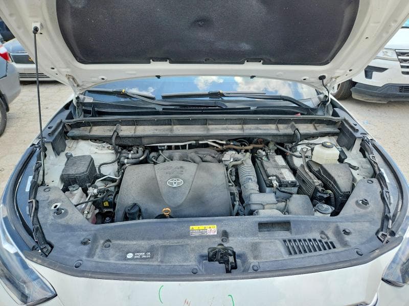 2021 TOYOTA HIGHLANDER PLATINUM 12