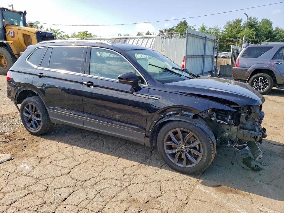 2022 VOLKSWAGEN TIGUAN SE 4