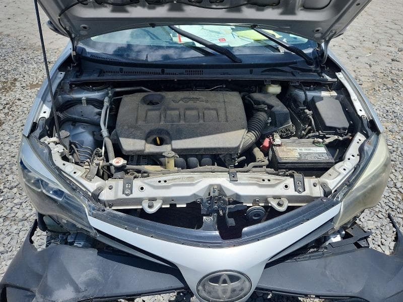2017 TOYOTA COROLLA SE 11
