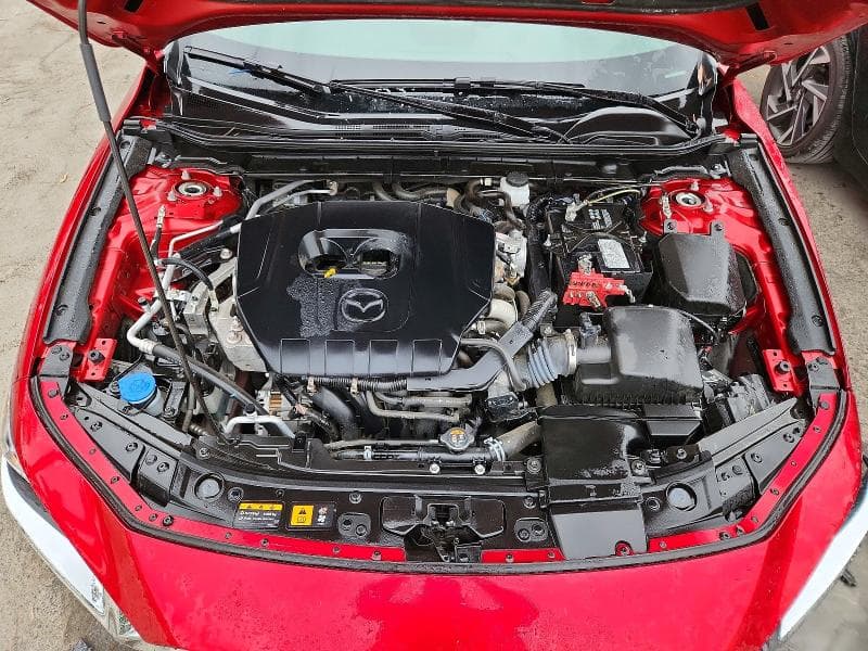 2025 MAZDA 3 PREFERRED 11