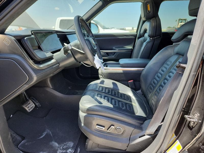 2025 RIVIAN R1S ADVENTURE 7