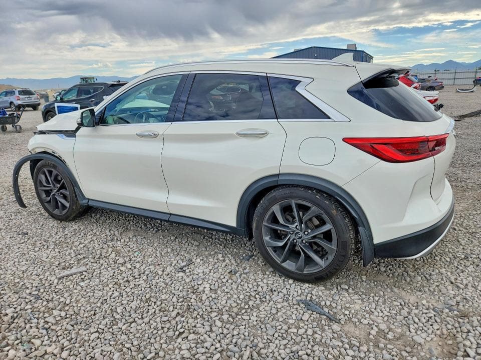 2019 INFINITI QX50 ESSENTIAL 2