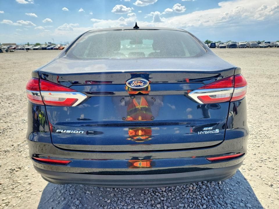 2019 FORD FUSION SE 6