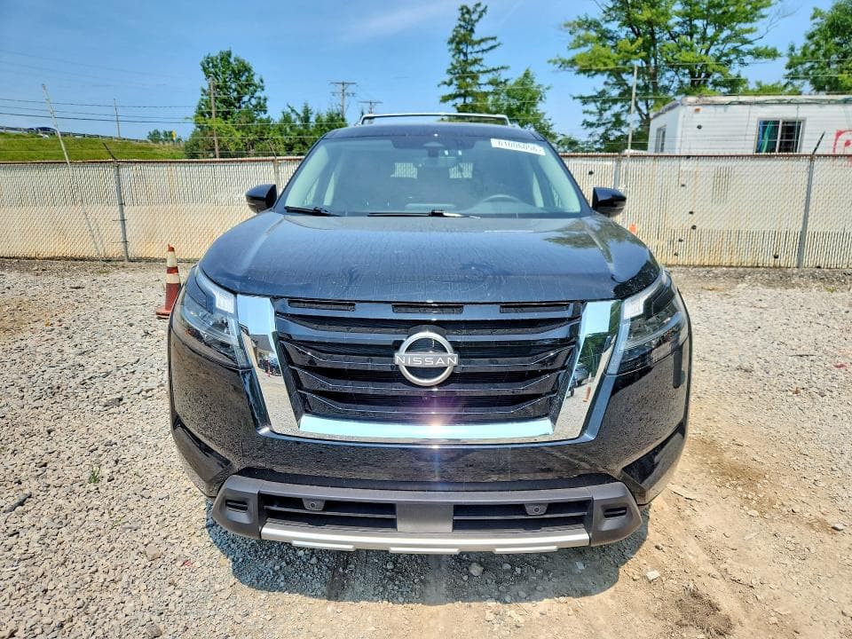 2024 NISSAN PATHFINDER SL 5
