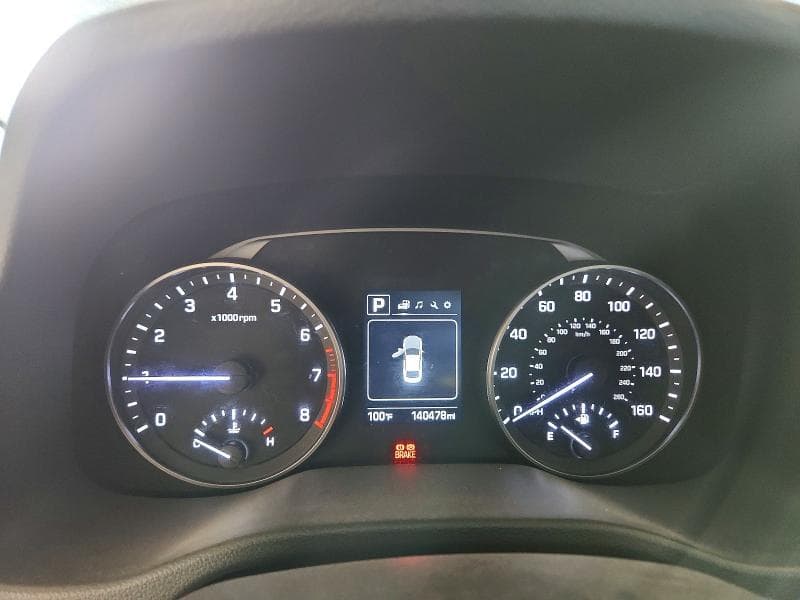 2018 HYUNDAI ELANTRA SEL 9