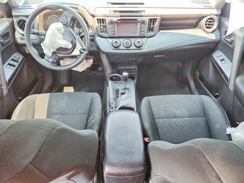 2018 TOYOTA RAV4 LE 8