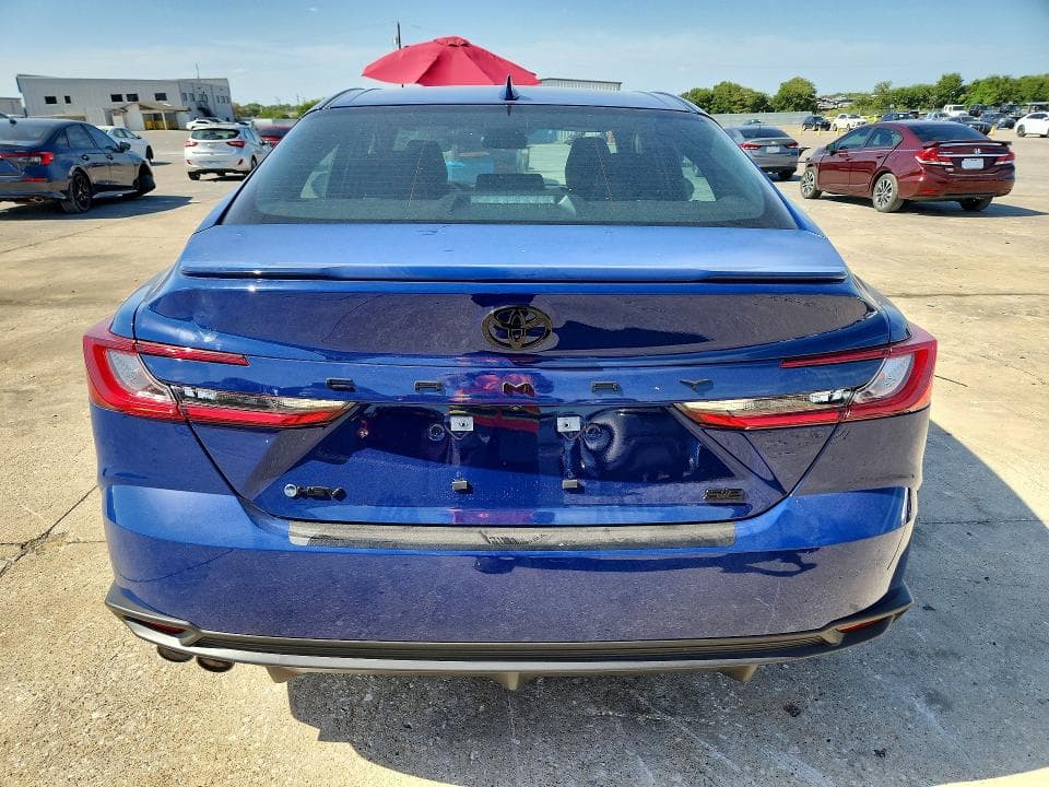 2026 TOYOTA CAMRY SE 6