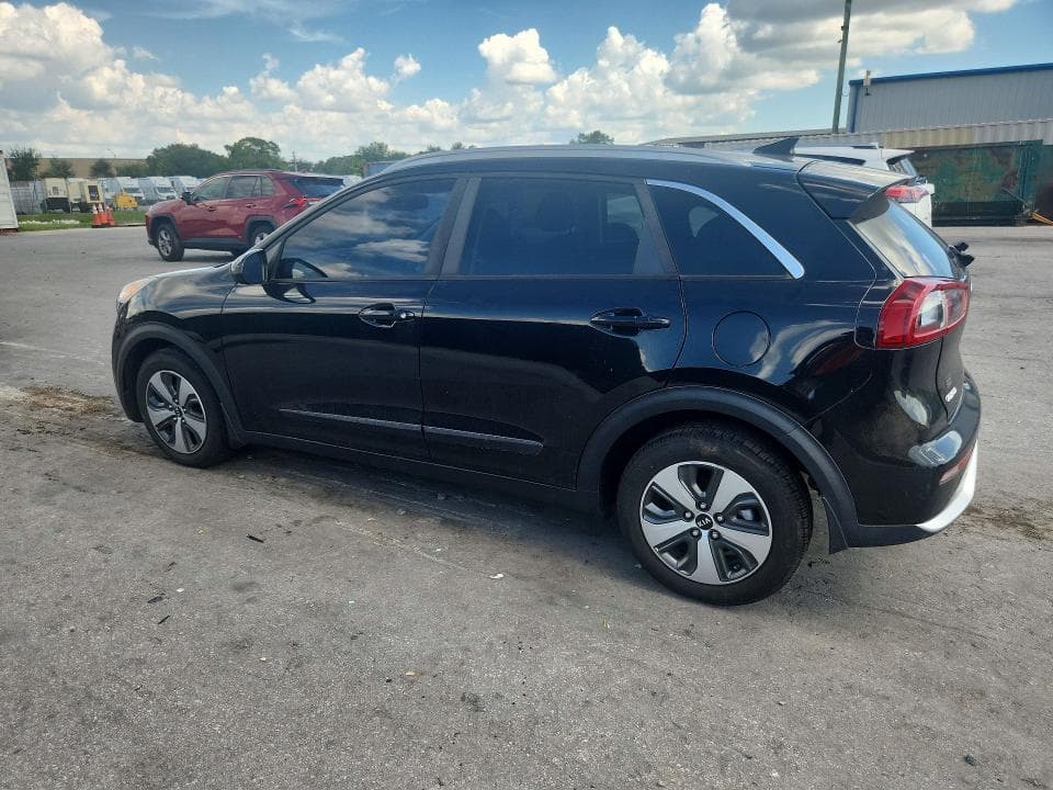 2017 KIA NIRO LX 2