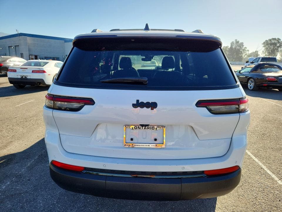 2023 JEEP GRAND CHEROKEE L LAREDO 6