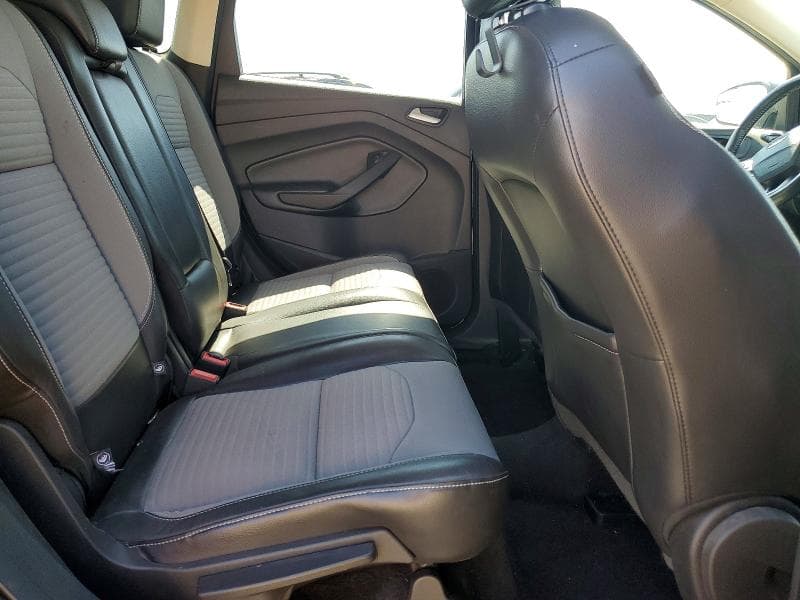 2017 FORD ESCAPE SE 11