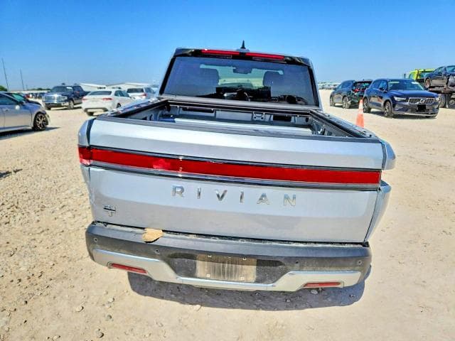2025 RIVIAN R1T ADVENTURE 6