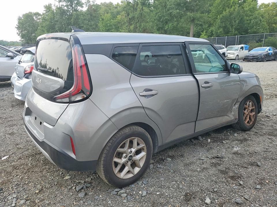 2023 KIA SOUL LX 3