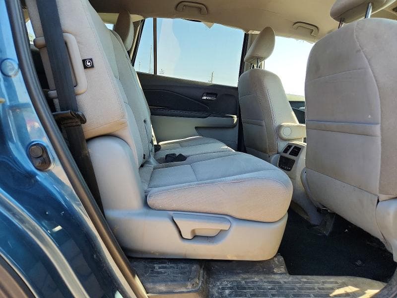 2018 HONDA PILOT EX 10