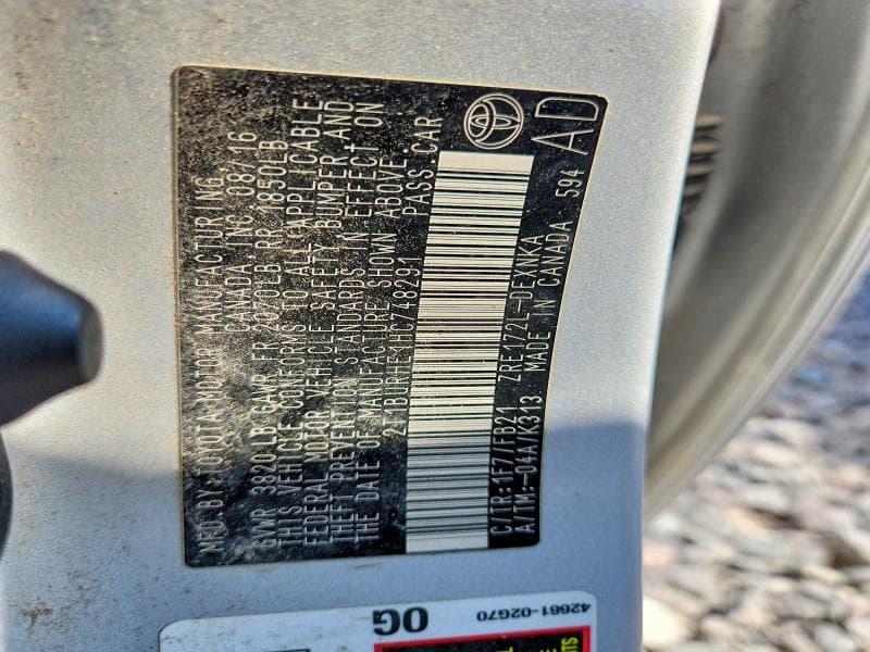 2017 TOYOTA COROLLA LE 12