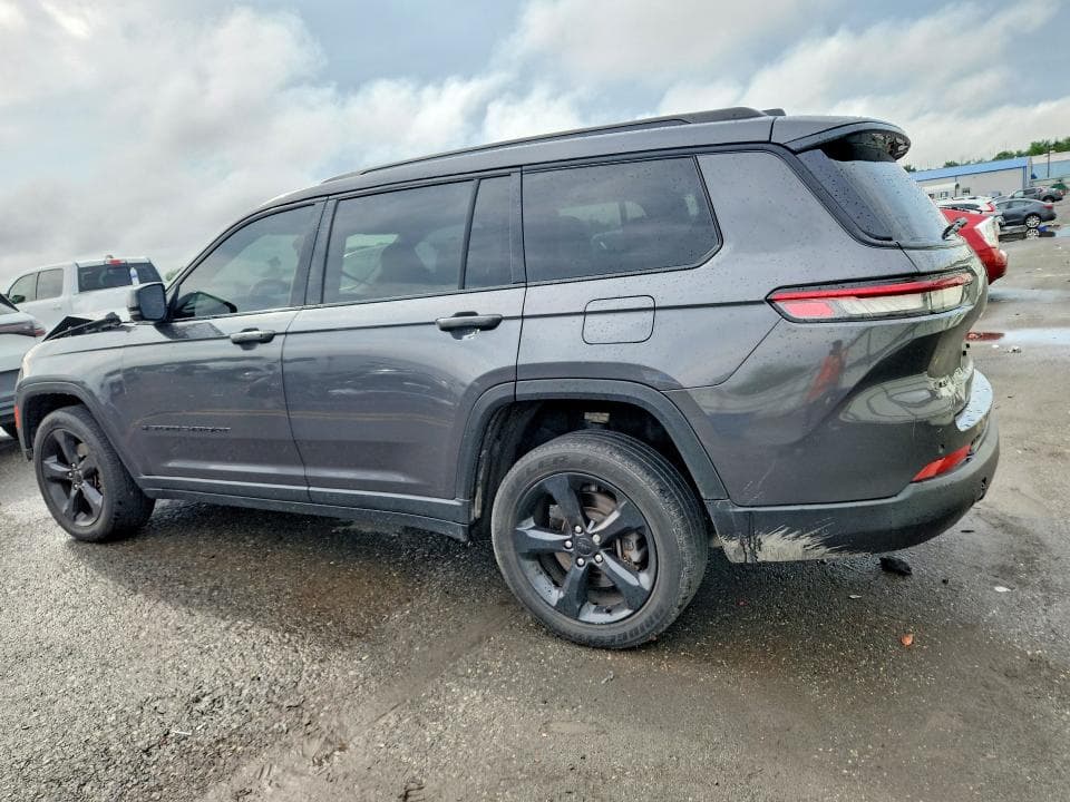 2022 JEEP GRAND CHEROKEE L LAREDO 2