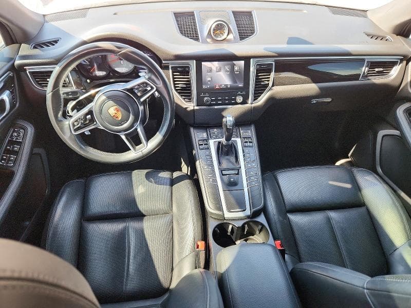 2018 PORSCHE MACAN S 8