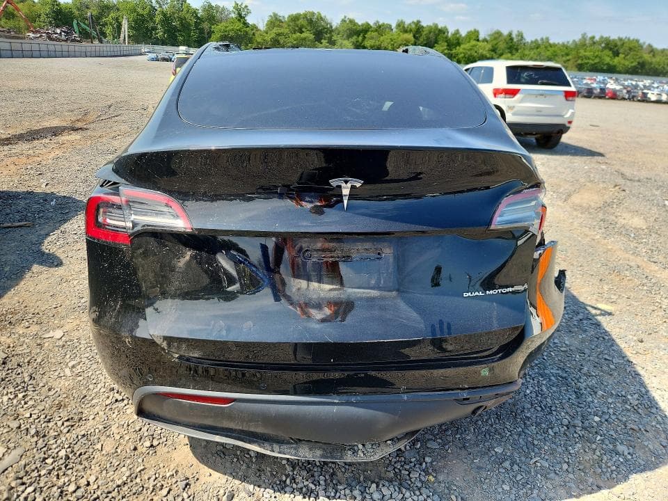2021 TESLA MODEL Y 6