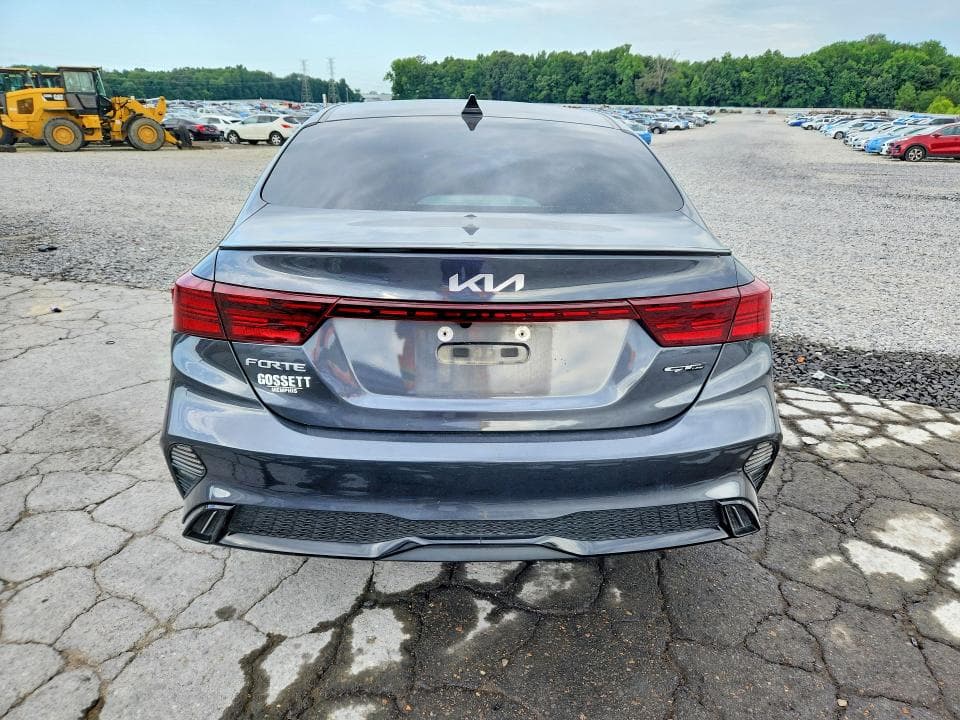 2023 KIA FORTE GT LINE 6