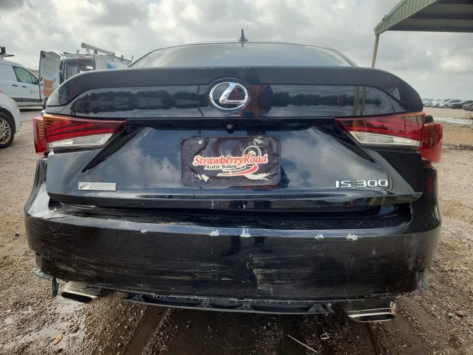 2018 LEXUS IS 300 6