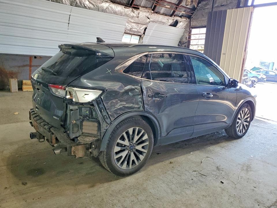 2020 FORD ESCAPE TITANIUM 3