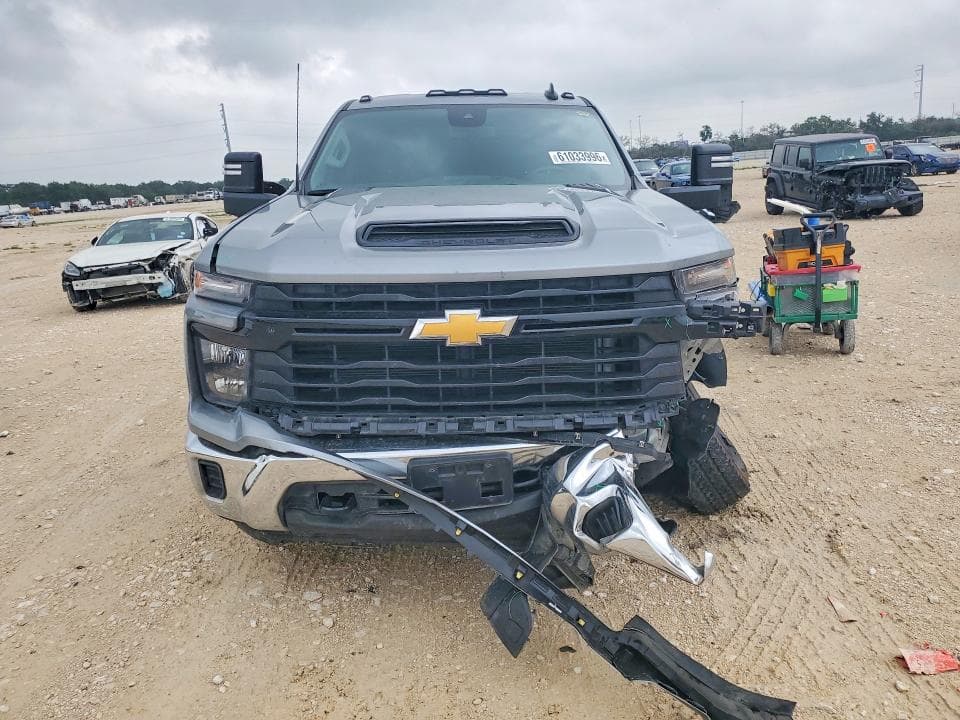 2025 CHEVROLET SILVERADO K2500 HEAVY DUTY 5
