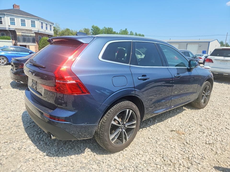 2020 VOLVO XC60 T5 MOMENTUM 3