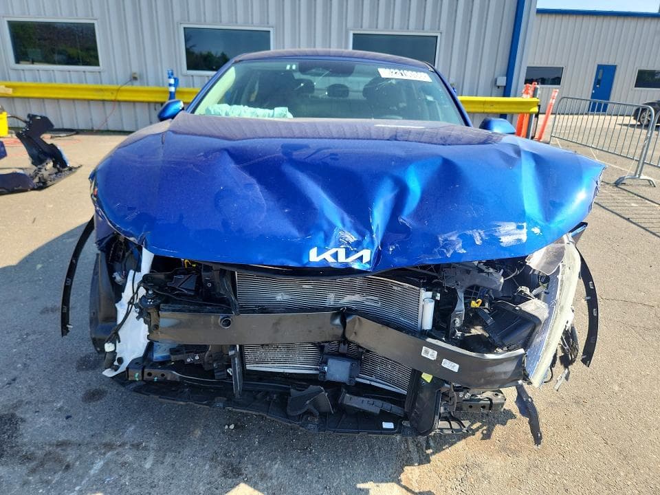 2026 KIA K4 LXS 5
