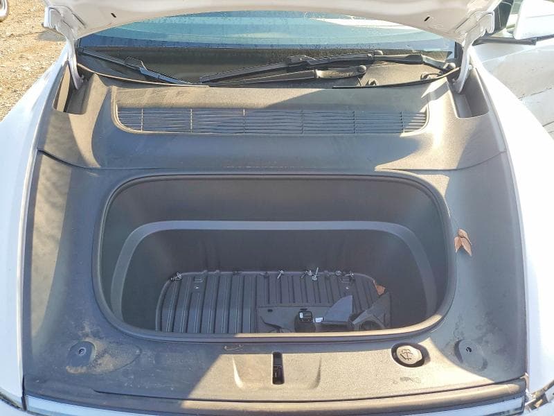 2026 TESLA MODEL Y 11