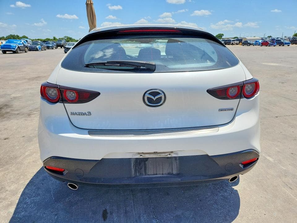 2021 MAZDA 3 6
