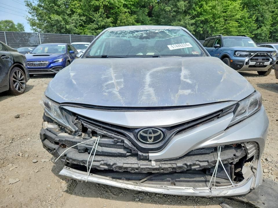 2020 TOYOTA CAMRY LE 5