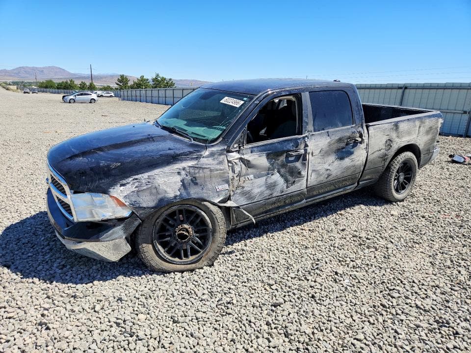 2019 RAM 1500 CLASSIC SLT - 1
