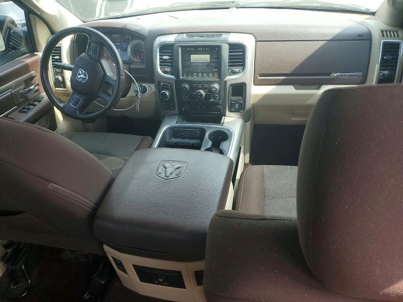 2017 RAM 1500 SLT 8