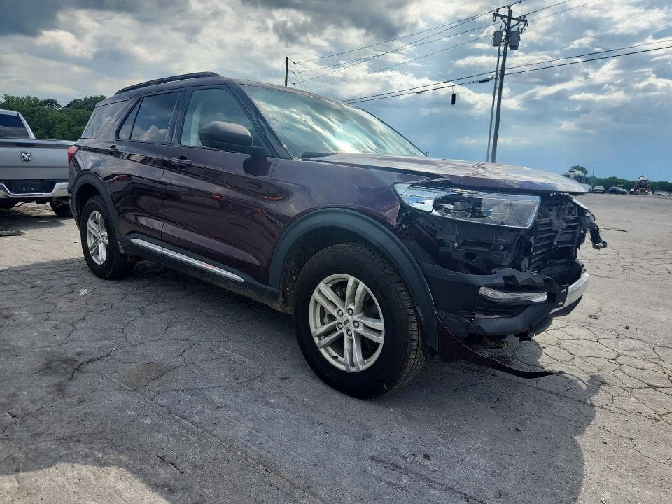 2022 FORD EXPLORER XLT 4