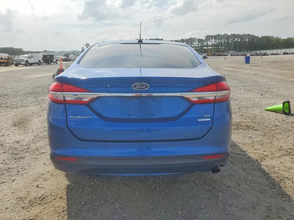 2018 FORD FUSION SE 6