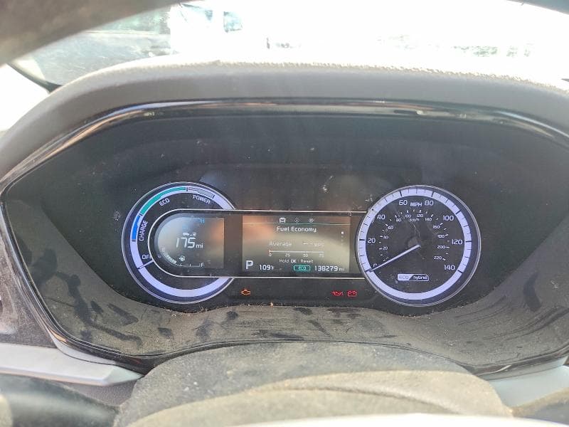 2020 KIA NIRO LX 9