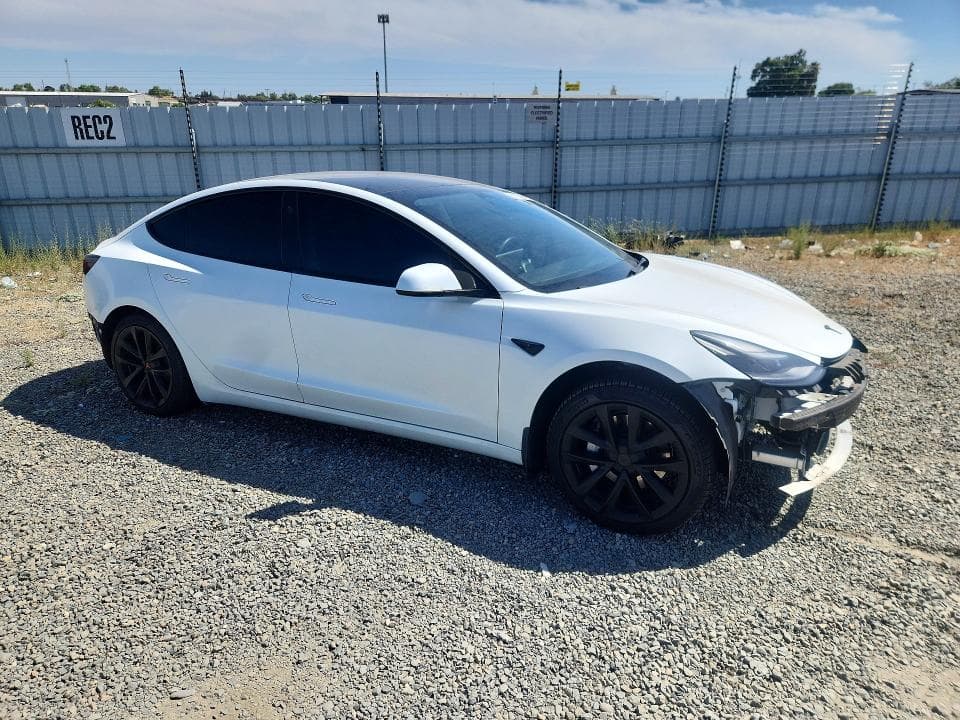 2022 TESLA MODEL 3 4