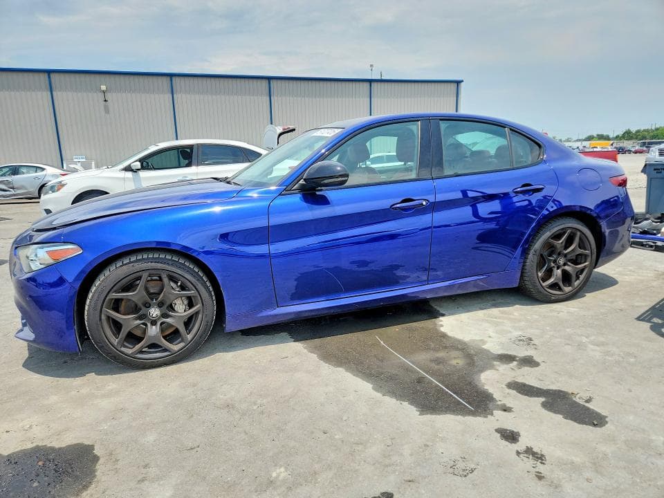 2021 ALFA ROMEO GIULIA SPORT