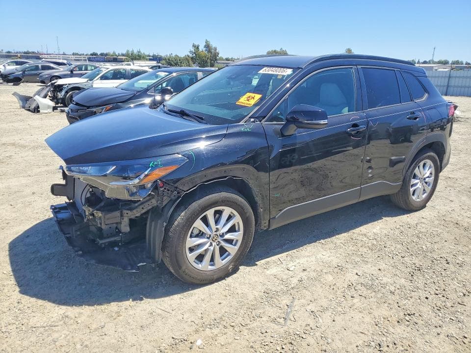 2022 TOYOTA COROLLA CROSS LE - 1